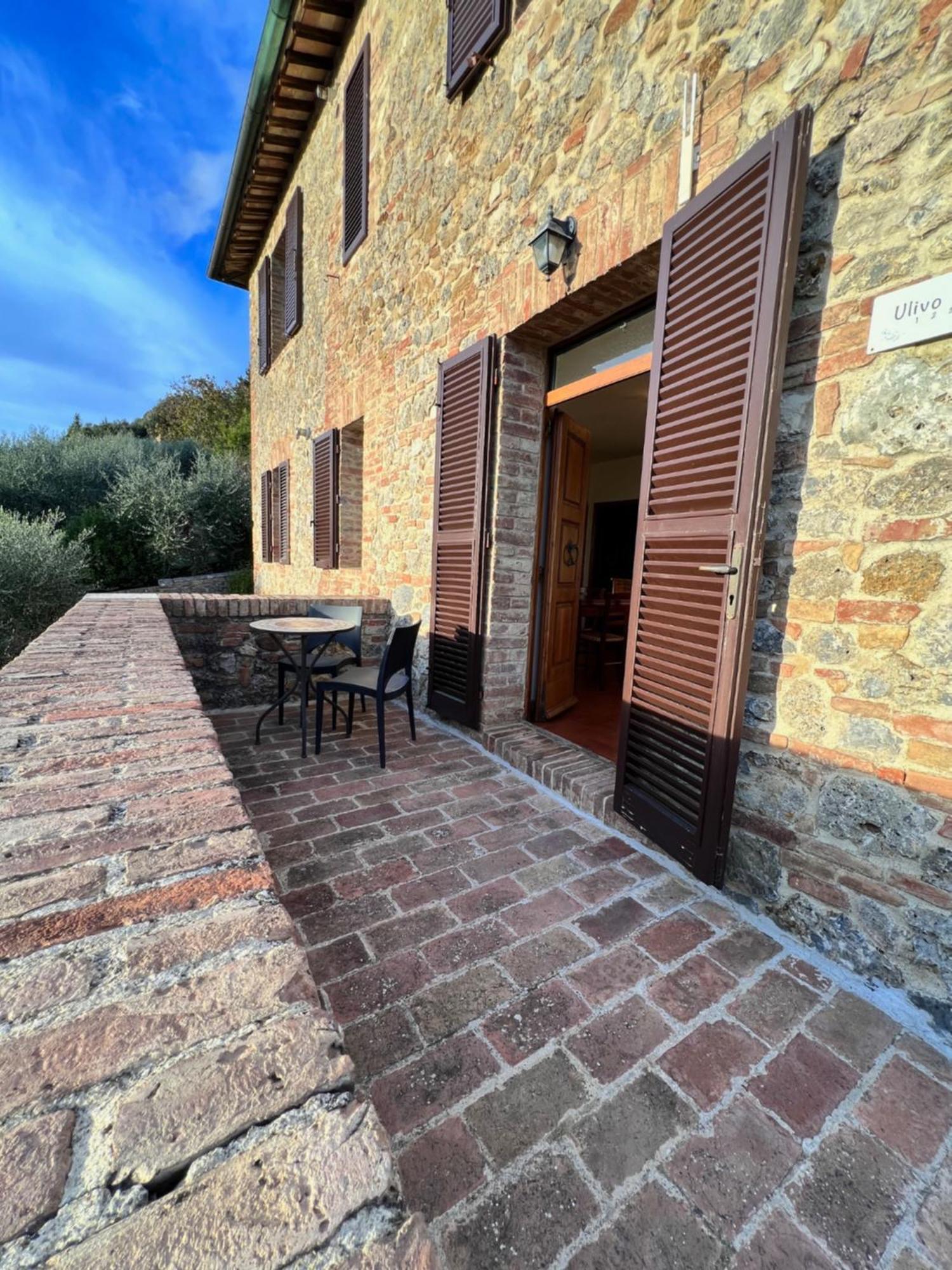 B&B Casale Virgili Siena Exteriér fotografie